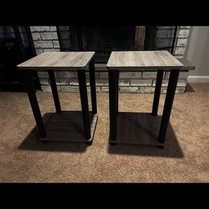 End tables (2)